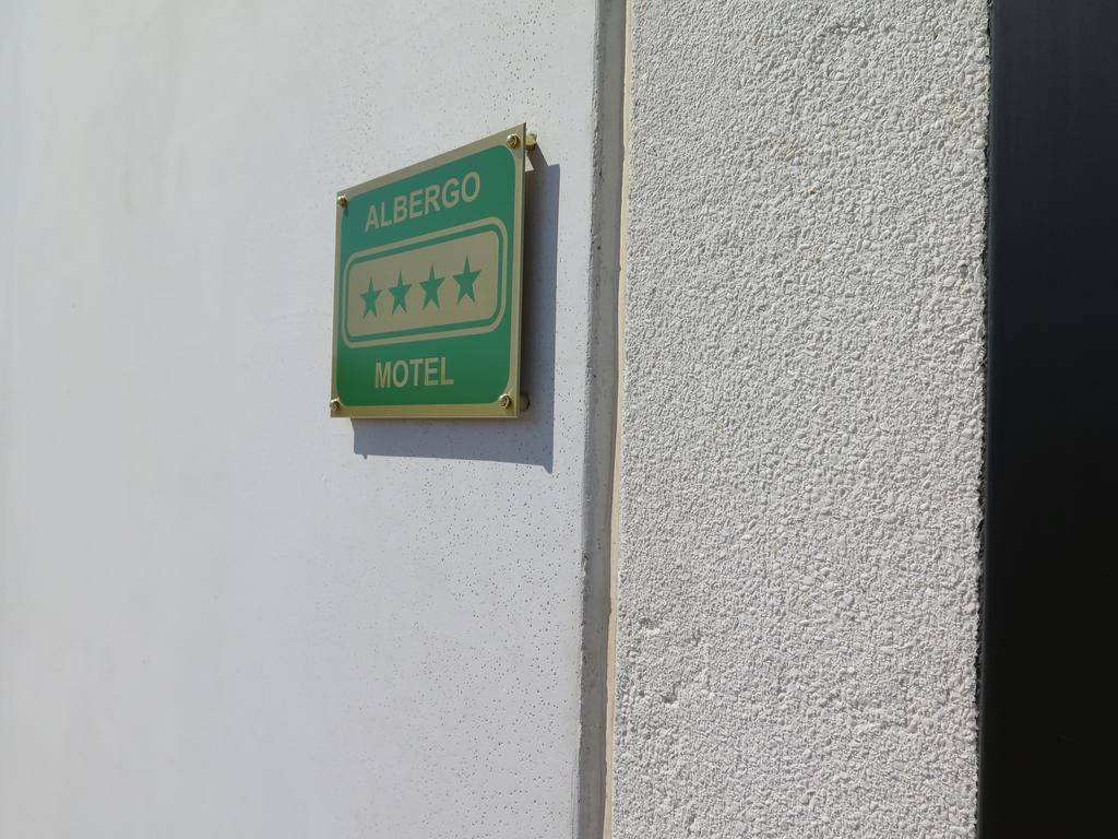 Hotel Motel Piu' Vaiano Cremasco Bagian luar foto